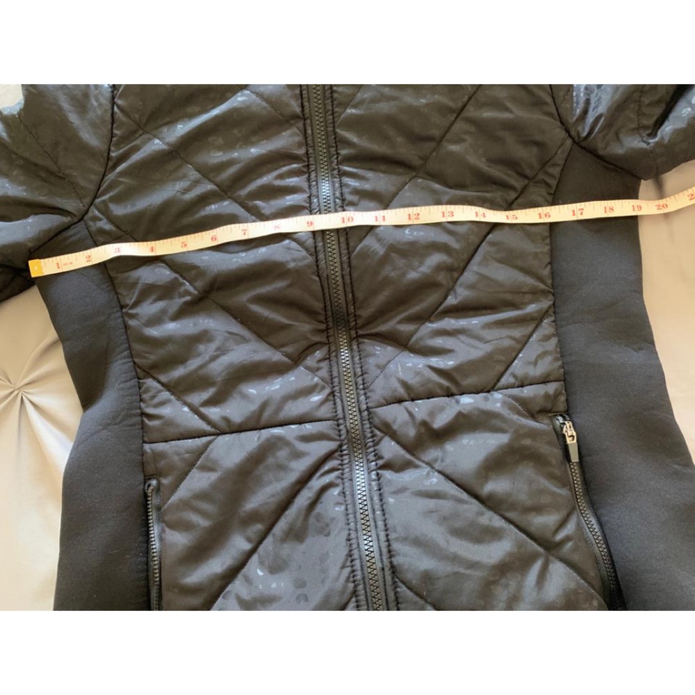 Fabletics women’s jacket - Picture 5 of 10